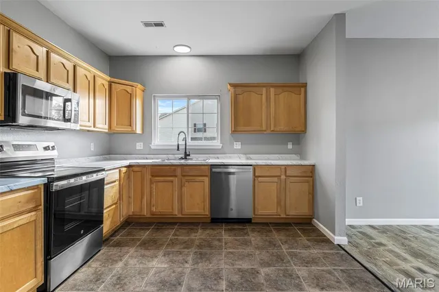 $149,900 | 489 Shade Tree Lane, Farmington, MO 63640