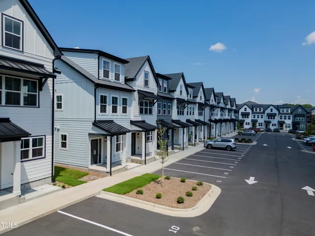 $339,000 | 4821 Gossamer Lane, Unit 103, Raleigh, NC 27616