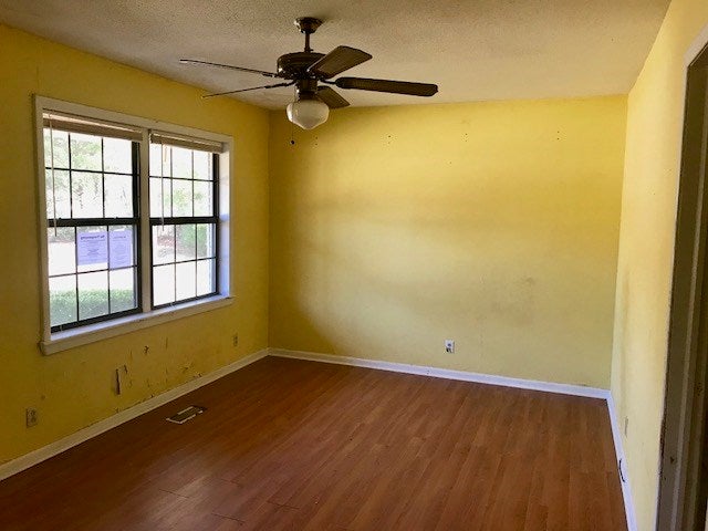 409 Crawford Road Opelika, AL 36804 - Photo 6 of 7 Gallery Image 6
