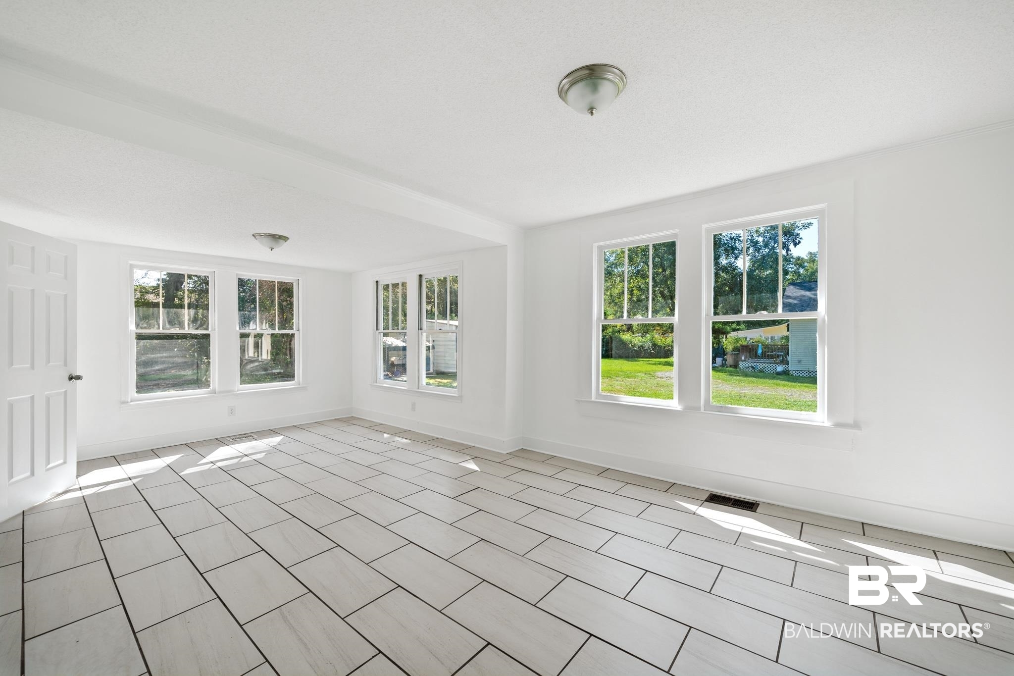 765 Magnolia Road Mobile, AL 36606 - Photo 13 of 20