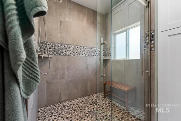 $1,175,000 | 21 Open Road, Garden Valley, ID 83622