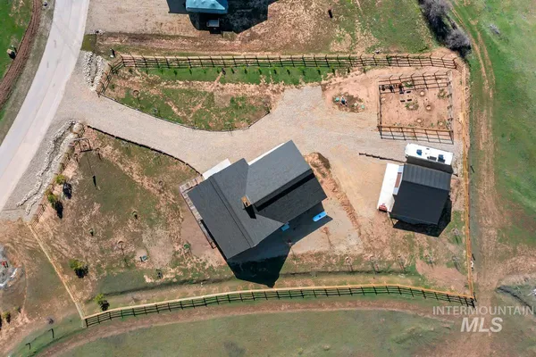 $1,175,000 | 21 Open Road, Garden Valley, ID 83622