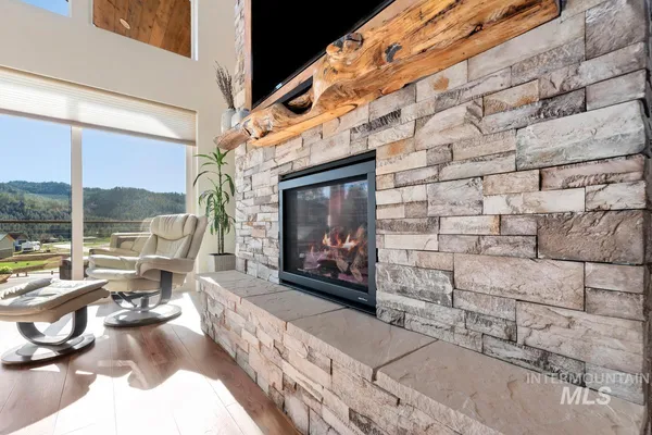 $1,175,000 | 21 Open Road, Garden Valley, ID 83622