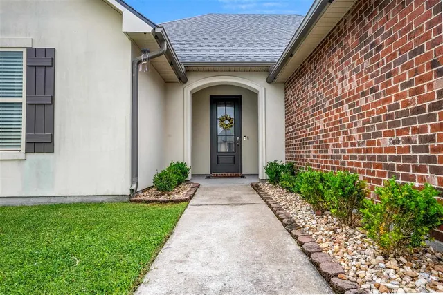 $245,000 | 216 Pipers Lane, Sulphur, LA 70665