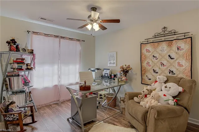 $325,000 | 4095 Heather View Lane, Winston-Salem, NC 27127