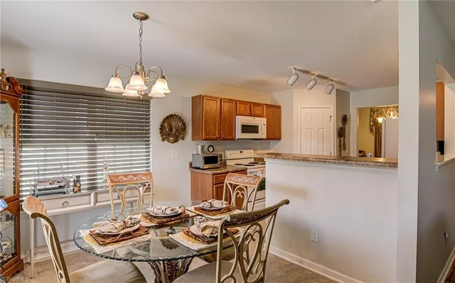 $325,000 | 4095 Heather View Lane, Winston-Salem, NC 27127