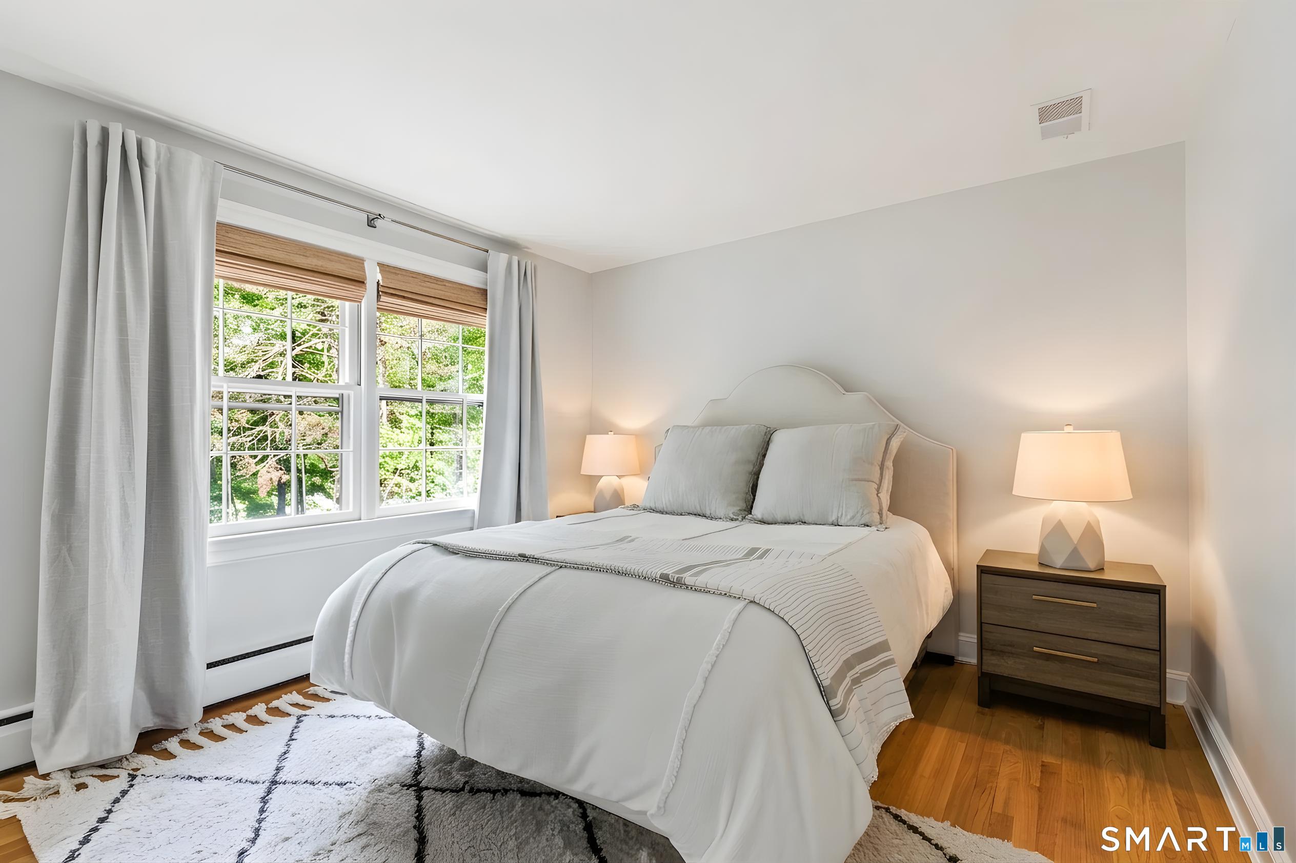 599 North Wilton Road New Canaan, CT 06840 - Photo 26 of 37 1st floor bedroom and/or office w/ ensuite bathroom