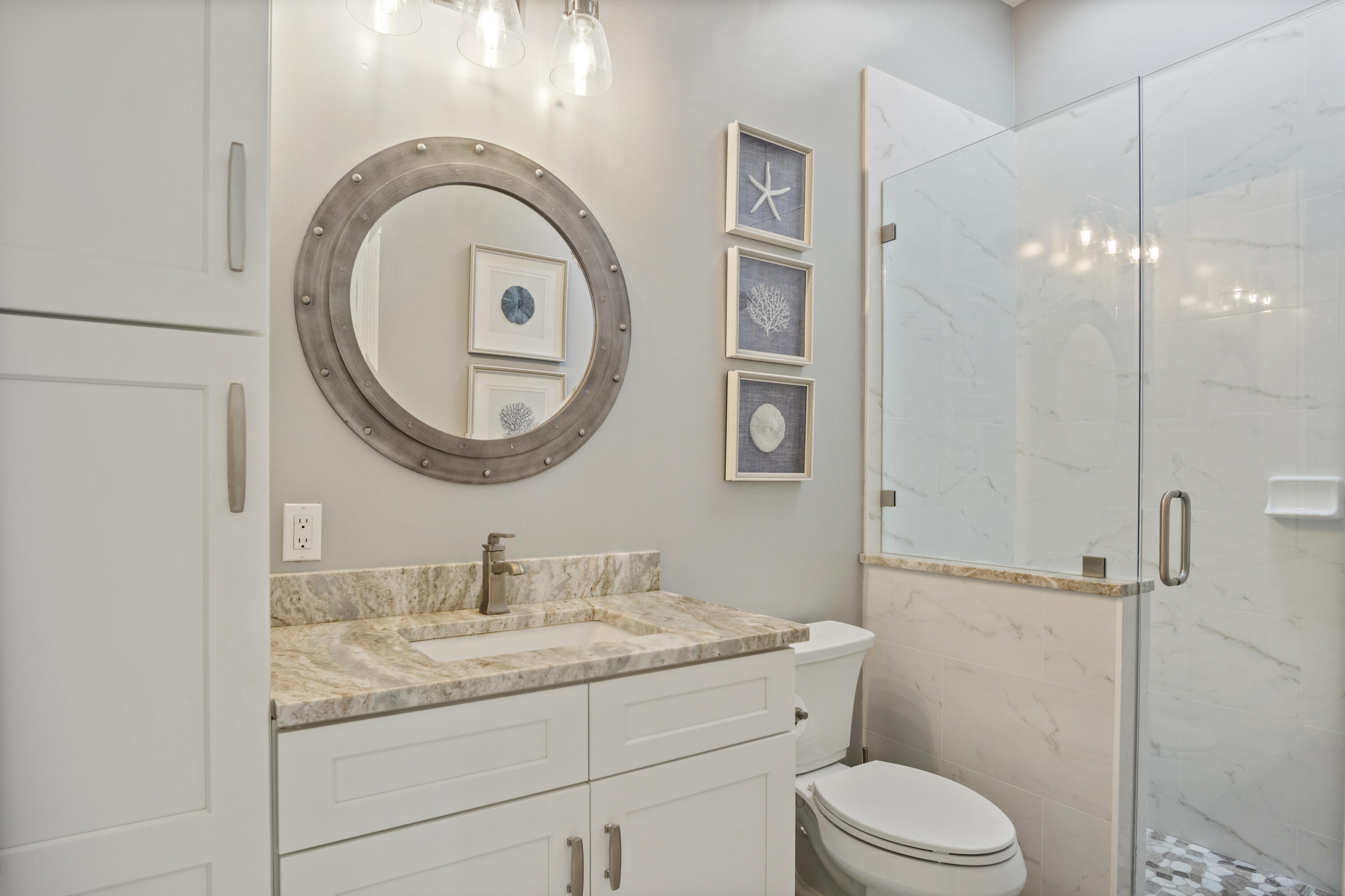 4974 Southeast Inkwood Way Hobe Sound, FL 33455 - Photo 24 of 35 12A Guest Bathroom