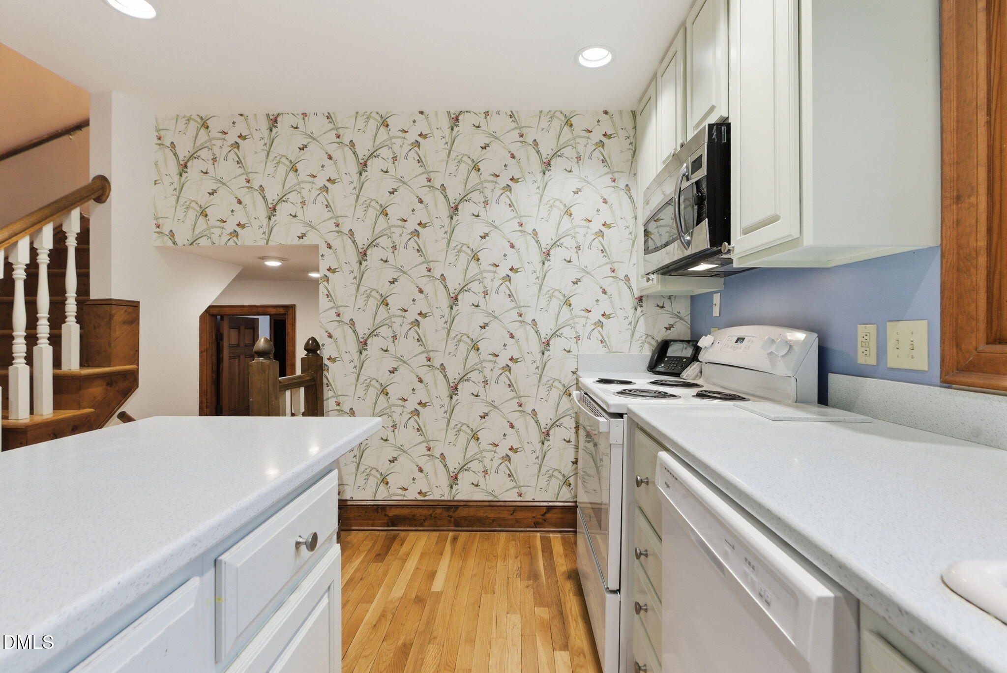 1513 Dellwood Drive Raleigh, NC 27607 - Photo 18 of 76 1513 Dellwood Drive-24