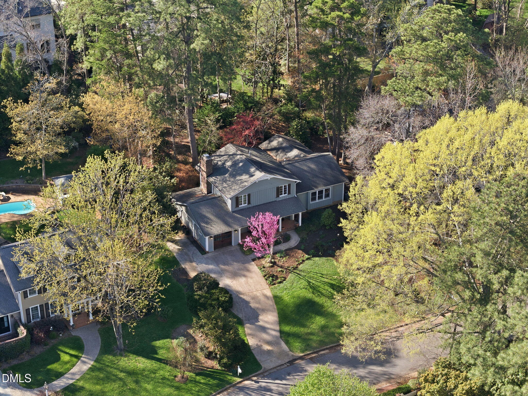 1513 Dellwood Drive Raleigh, NC 27607 - Photo 74 of 76 a view of outdoor seating
