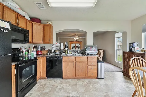 $2,200 | 4001 Southern Trace Court, College Station, TX 77845