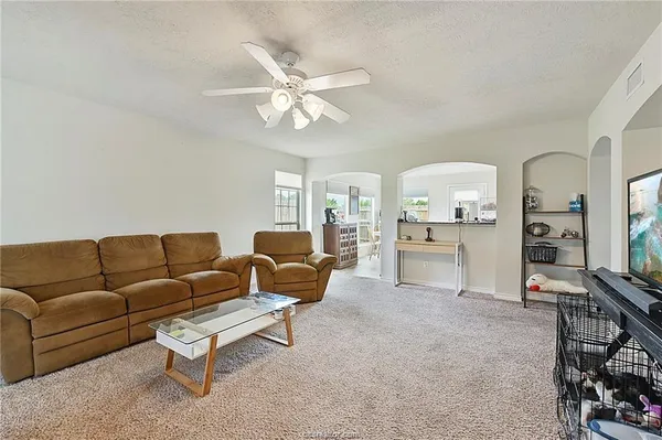 $2,200 | 4001 Southern Trace Court, College Station, TX 77845