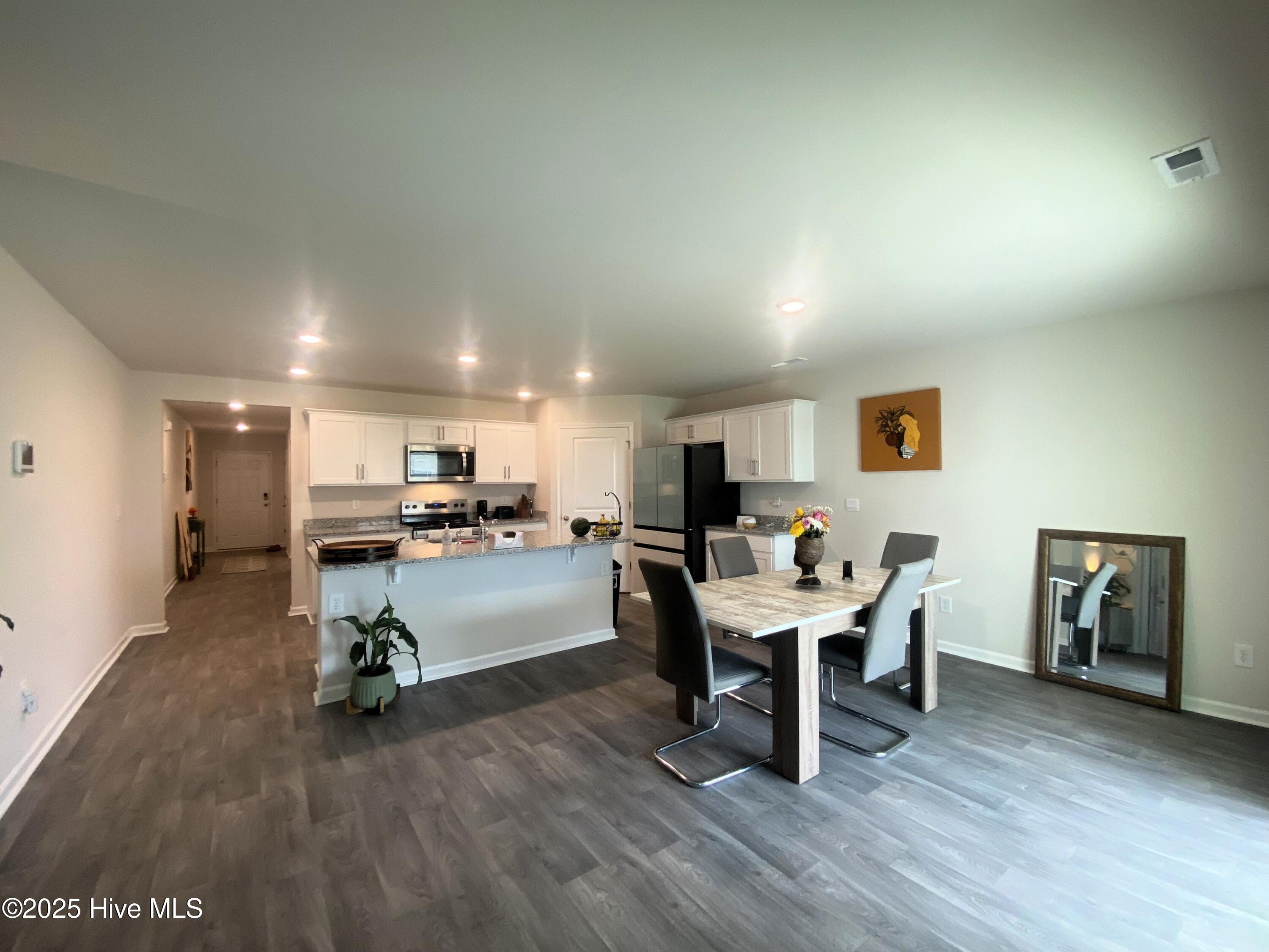 1426 North Wilshire Court Kinston, NC 28504 - Photo 6 of 48 IMG_5392 2