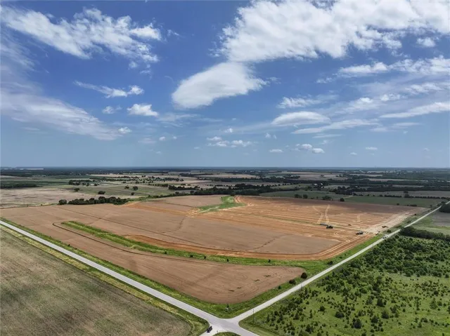 $800,000 | 0 Ks Highway, Lacygne, KS 66040