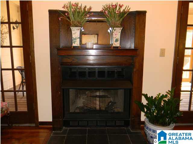 215 Snake Hill Road Trussville, AL 35173 - Photo 7 of 32