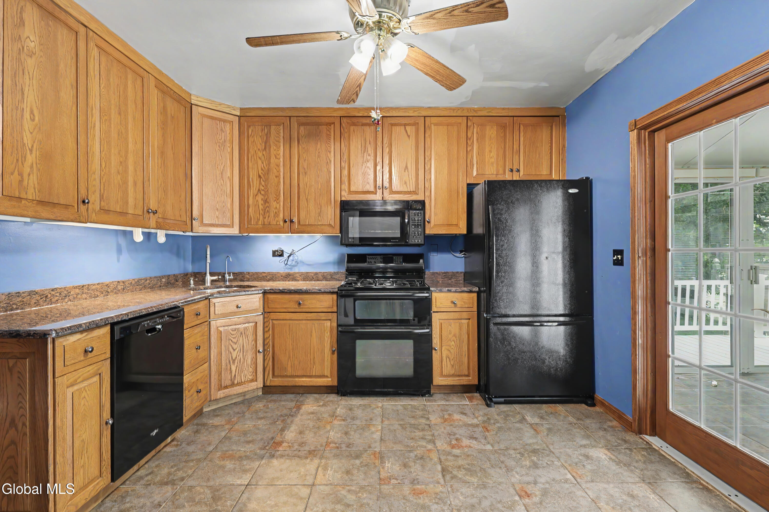 348 Watervliet Shaker Road Colonie, NY 12189 - Photo 13 of 43 1 (10)