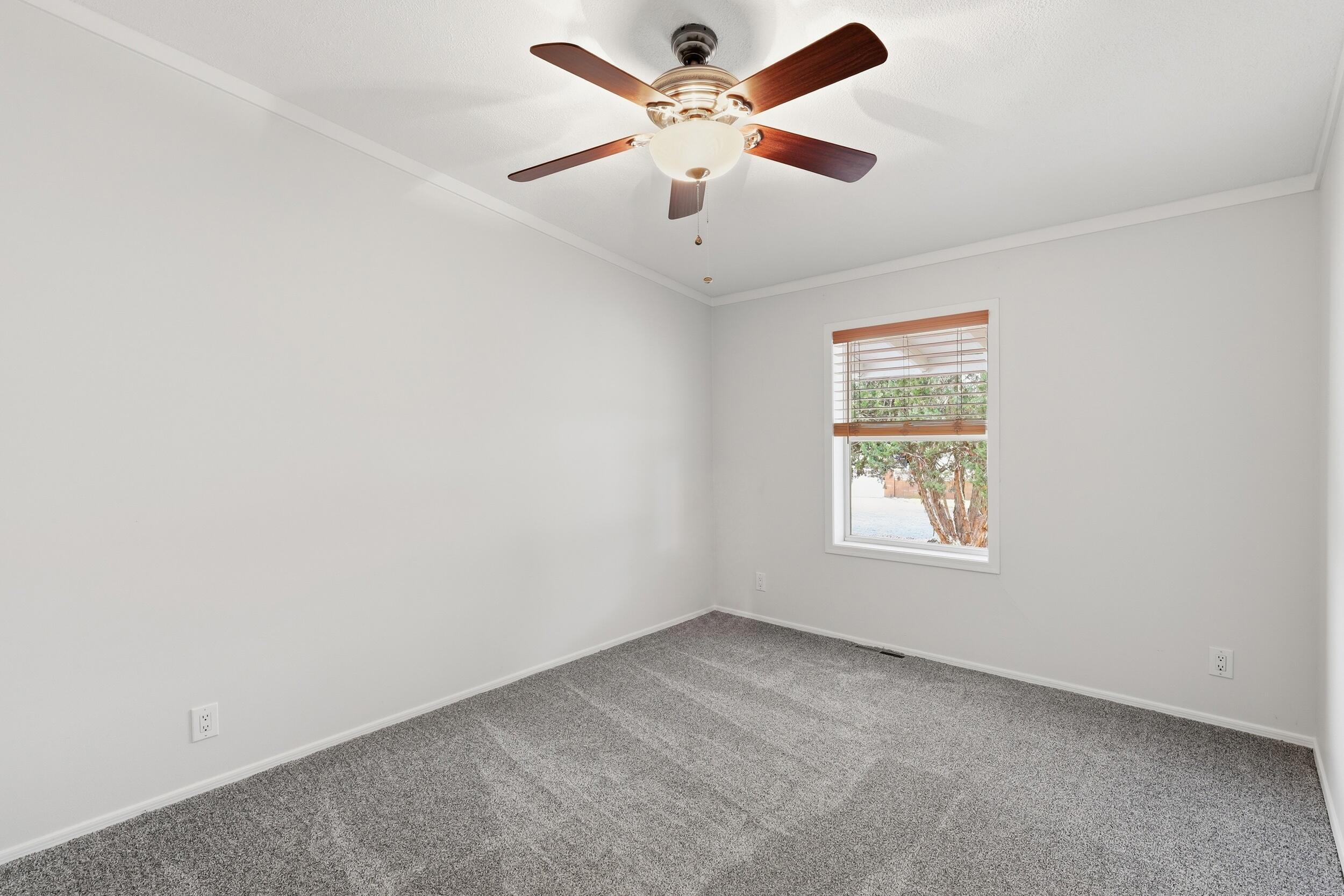 1584 Rome Way Apple Valley, UT 84737 - Photo 30 of 41 26_img_4158_autoremove_51049648