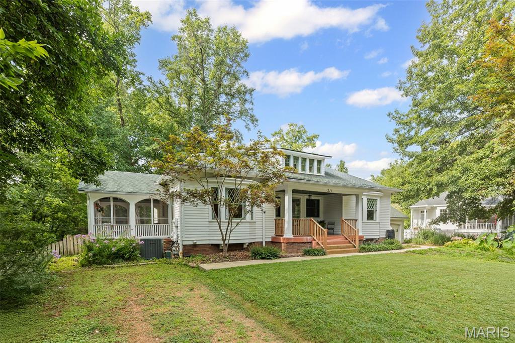 211 Pine Lake Road Collinsville, IL 62234 - Photo 3 of 49 Gallery Image 3