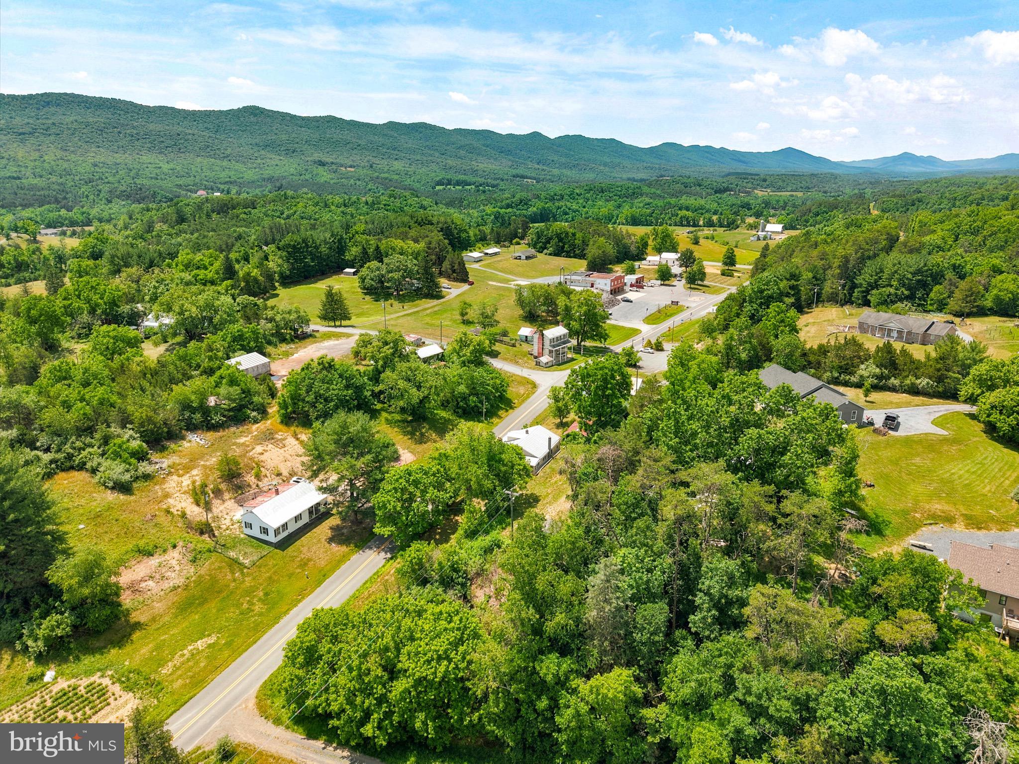 7211 Fort Valley Road Fort Valley, VA 22652 - Photo 25 of 49
