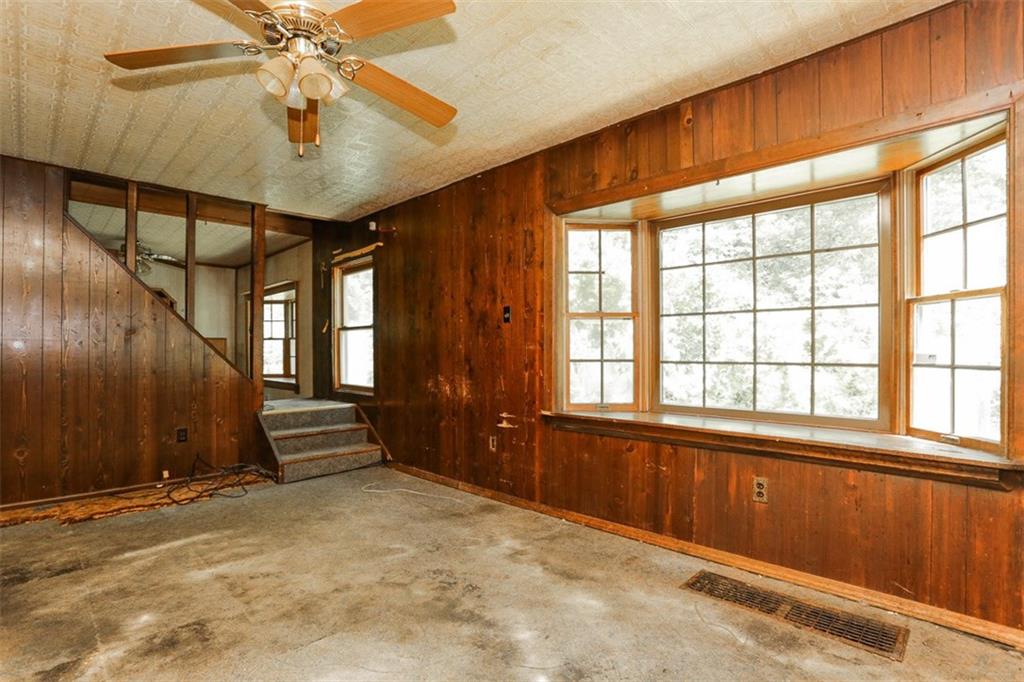 987 Independence Road Aliquippa, PA 15001 - Photo 22 of 25 Gallery Image 22