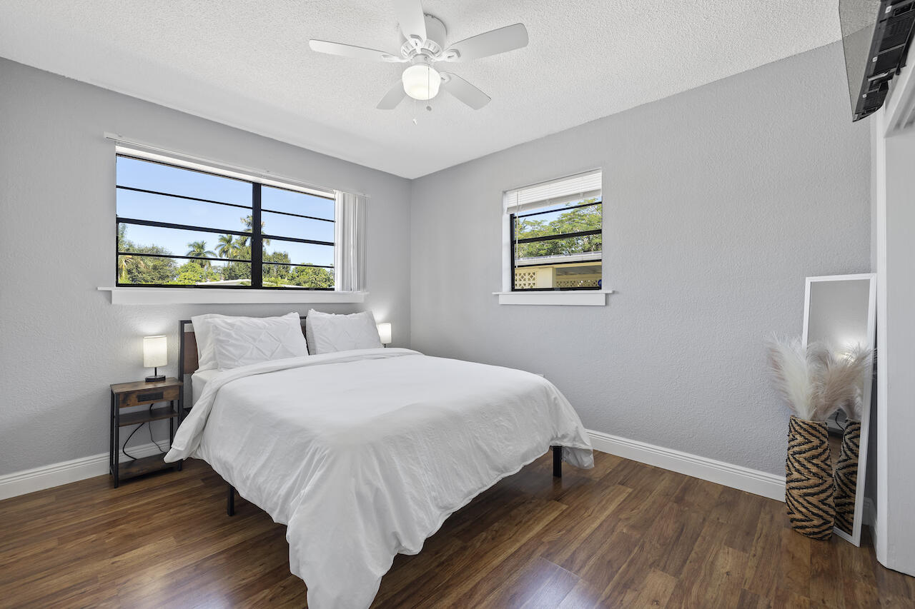 325 Ponte Vedra Road Palm Springs, FL 33461 - Photo 11 of 28 RWS_9890