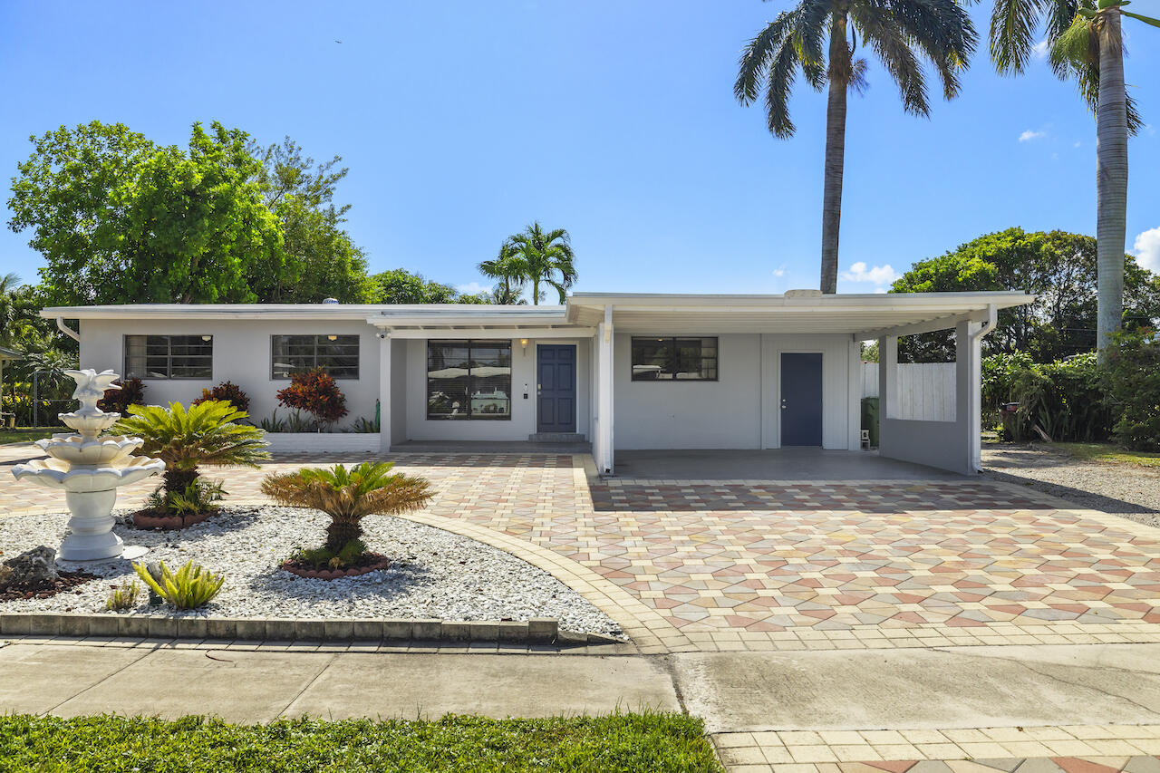 325 Ponte Vedra Road Palm Springs, FL 33461 - Photo 2 of 28 RWS_9854