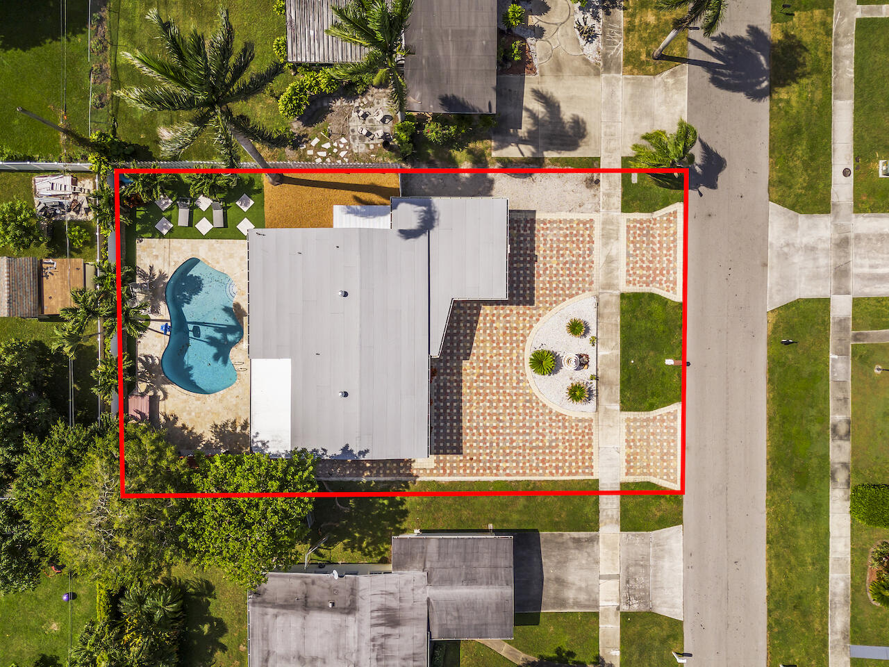 325 Ponte Vedra Road Palm Springs, FL 33461 - Photo 27 of 28 DJI_20231025133305_0012_D_RWS