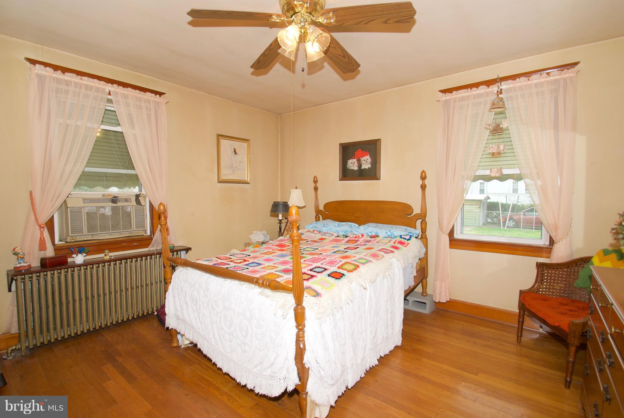 1211 Bay Ridge Avenue Annapolis, MD 21403 - Photo 16 of 30 Airy Bedrooms with Hardwood Floors / Ceiling Fans