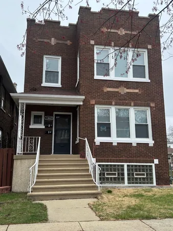 $2,200 | 1807 South 49th Court, Unit 2, Cicero, IL 60804