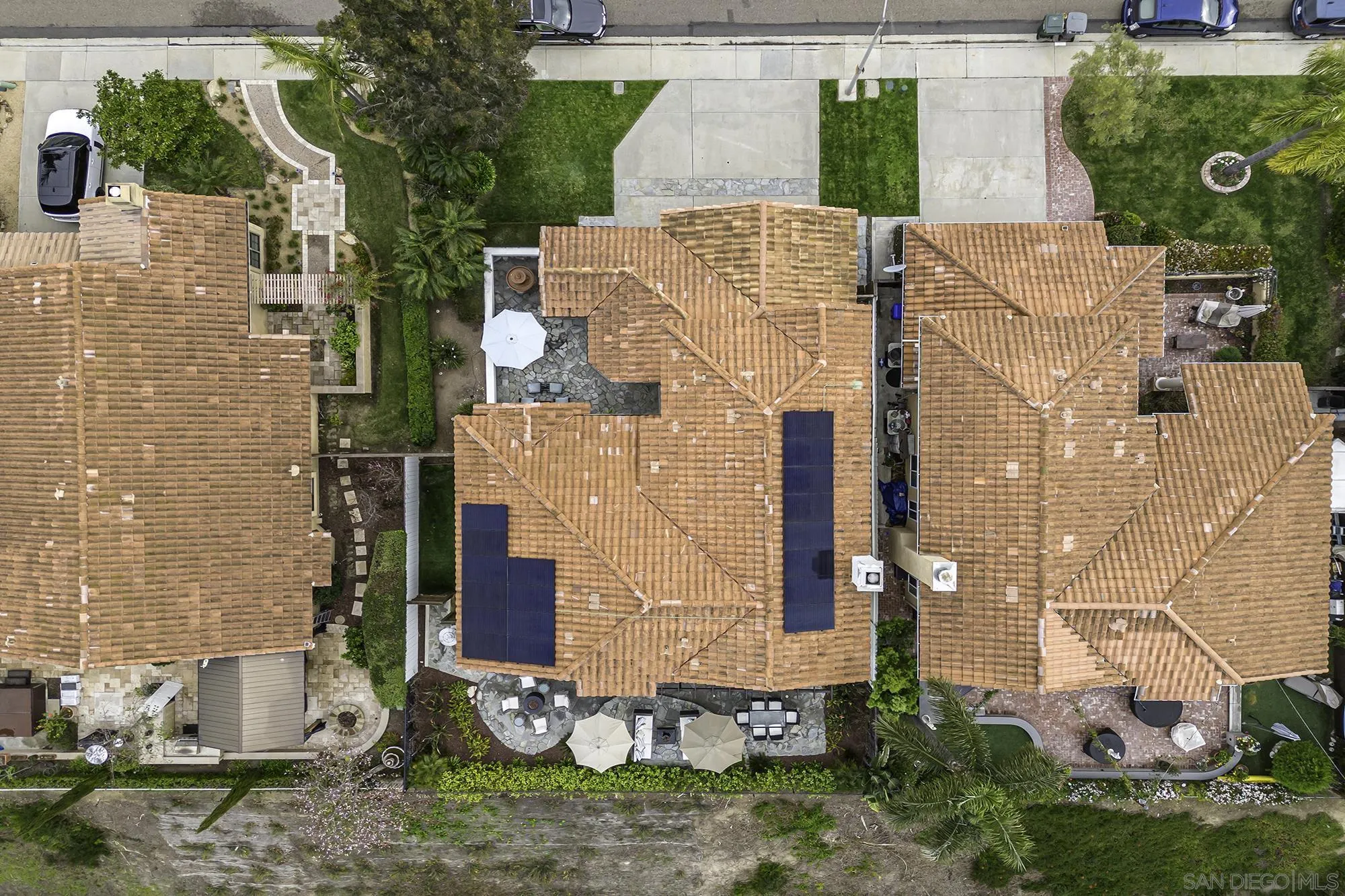 1848 Avenida Mimosa Encinitas, CA 92024 - Photo 27 of 35 an aerial view of a house