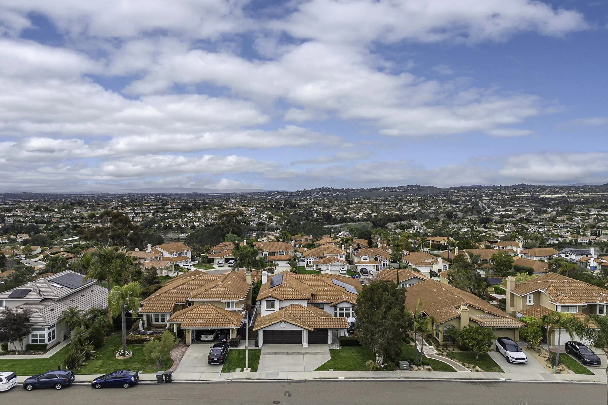 1848 Avenida Mimosa Encinitas, CA 92024 - Photo 28 of 35 a view of a city