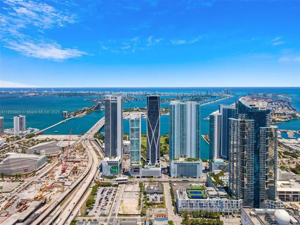 $33,000 | 1000 Biscayne Boulevard, Unit 4901, Miami, FL 33132