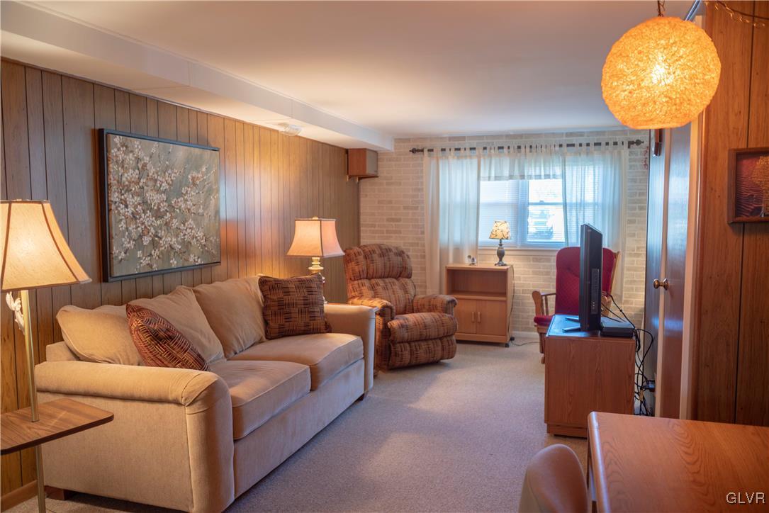 1817 Stonington Road Bethlehem, PA 18018 - Photo 16 of 21 Gallery Image 16