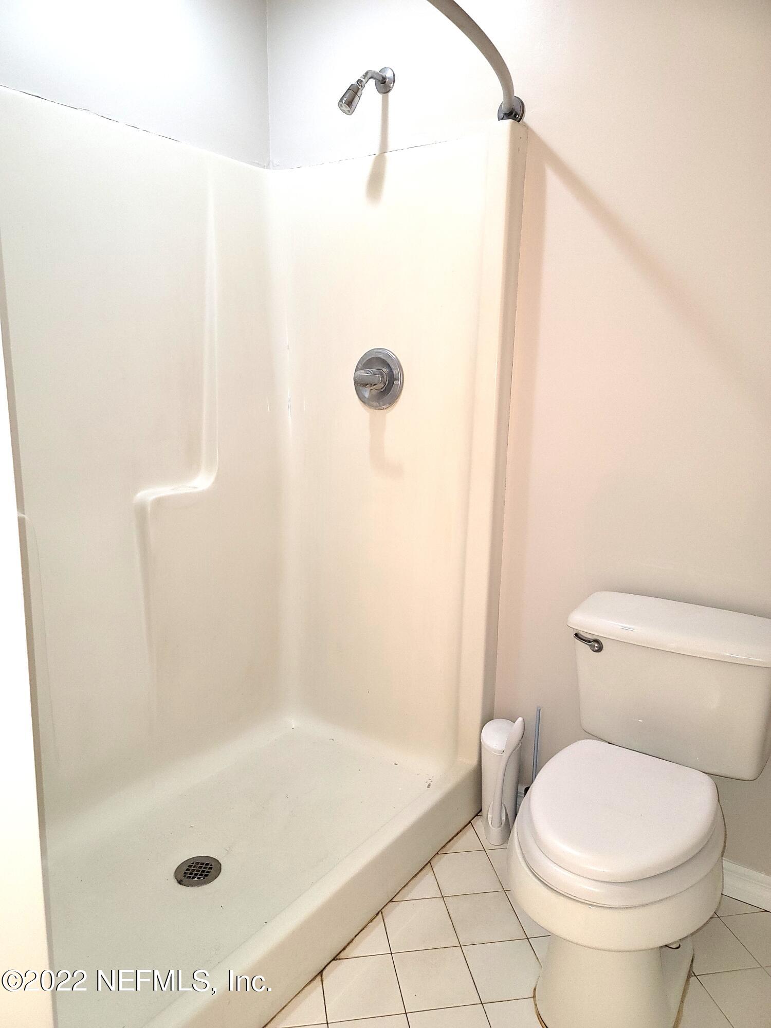 110 Northeast 2nd Street Lake Butler, FL 32054 - Photo 25 of 40 Master Bathroom