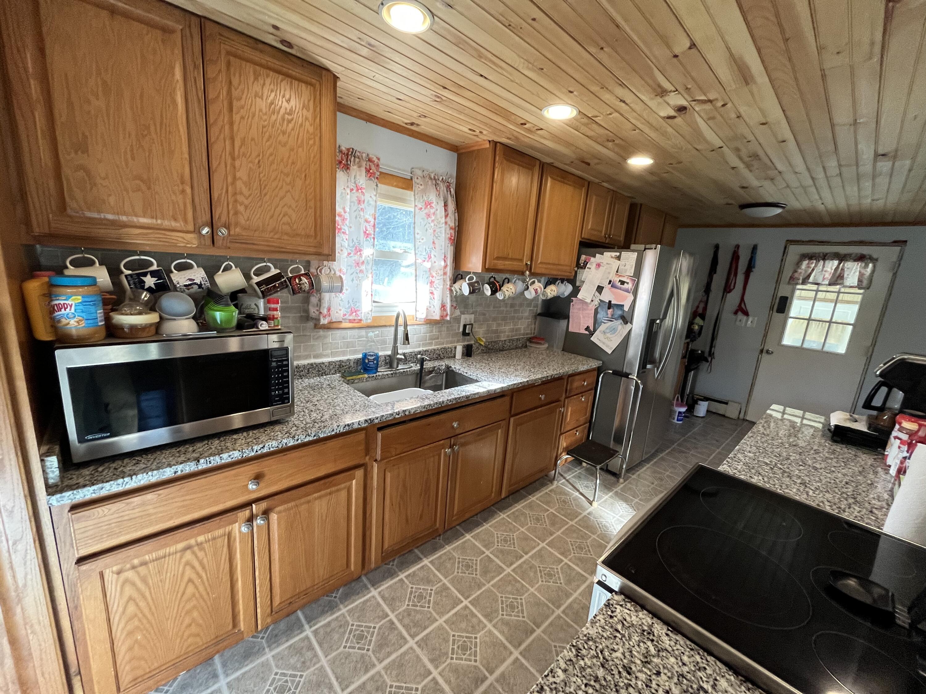 1033 China Road Winslow, ME 04901 - Photo 8 of 9 08 Kitchen
