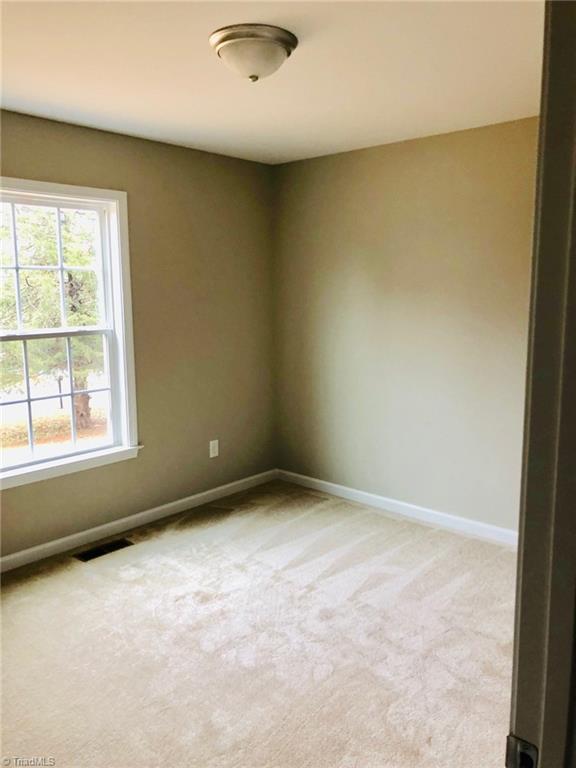 925 Country Place Road Asheboro, NC 27203 - Photo 11 of 11 Gallery Image 11
