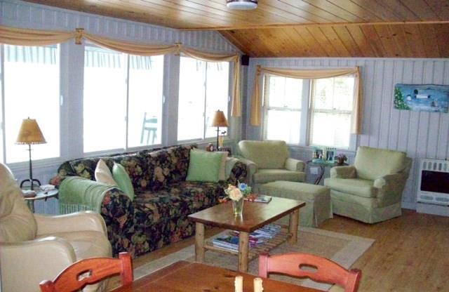 10 Twin Cove Road Harrison, ME 04040 - Photo 15 of 26 Living room