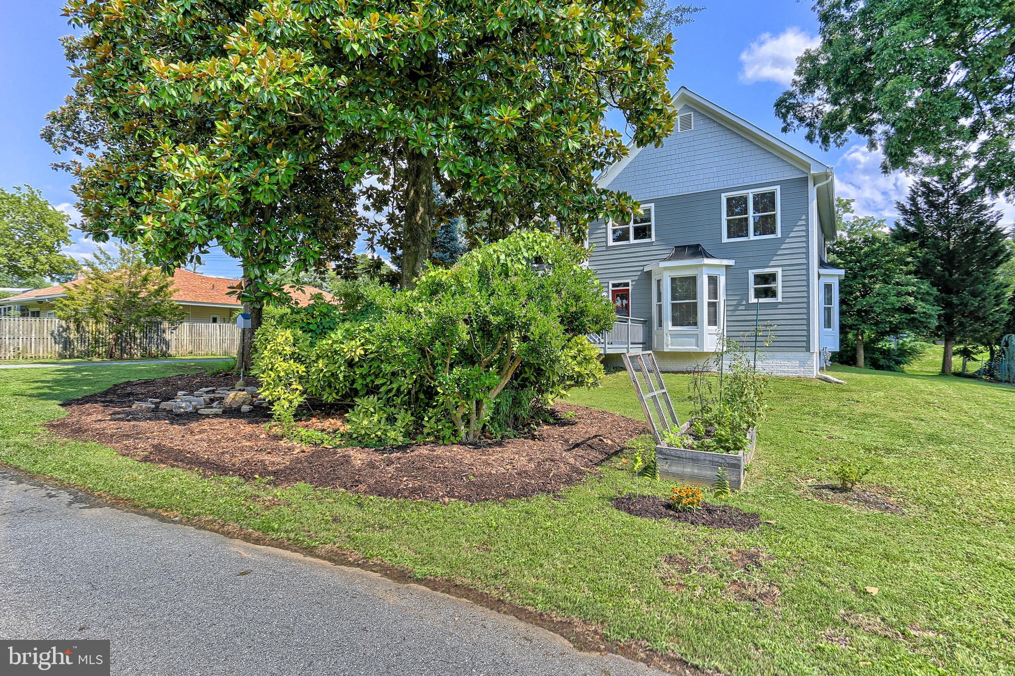 2102 Salisbury Road Silver Spring, MD 20910 - Photo 17 of 50 Gallery Image 17