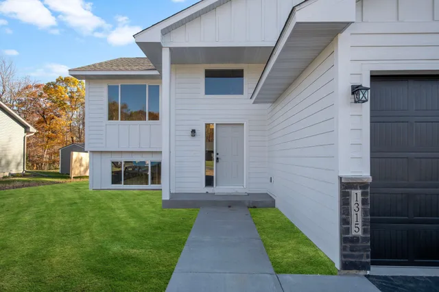 $384,900 | 1315 Green Tree Drive, St. Croix Falls, WI 54024