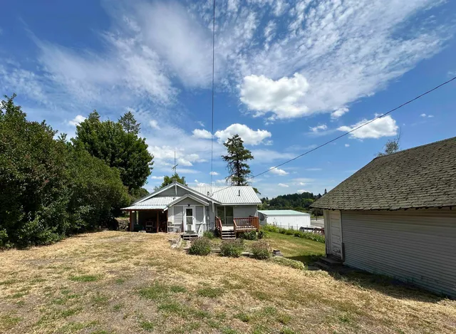 $209,000 | 521 North Ramsey Street, Tekoa, WA 99033