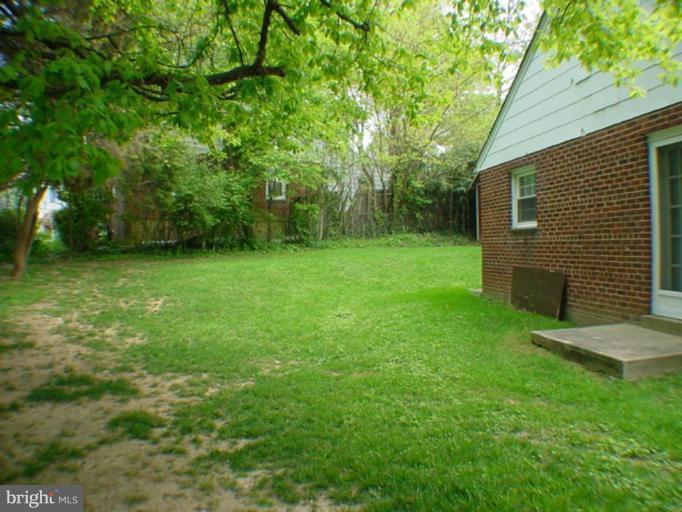 11605 Newport Mill Road Silver Spring, MD 20902 - Photo 2 of 13 side, plenty of room to add on to home