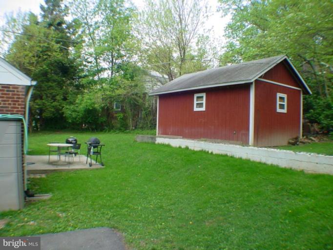 11605 Newport Mill Road Silver Spring, MD 20902 - Photo 3 of 13 Backyard