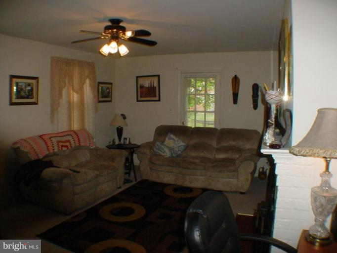 11605 Newport Mill Road Silver Spring, MD 20902 - Photo 5 of 13 Living Room