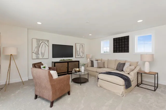 $565,000 | 3221 Preston Shore Drive, Unit 19E, Harrisonburg, VA 22801