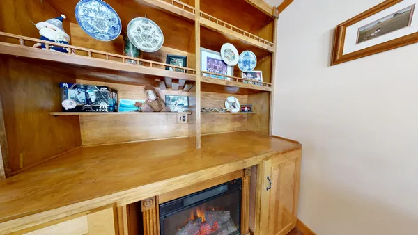 $349,000 | 56 Booker Street, Thomaston, ME 04861