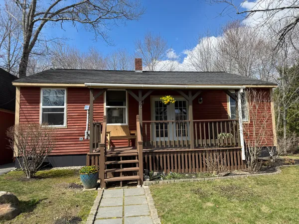 $349,000 | 56 Booker Street, Thomaston, ME 04861