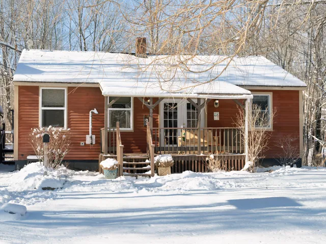 $365,000 | 56 Booker Street, Thomaston, ME 04861