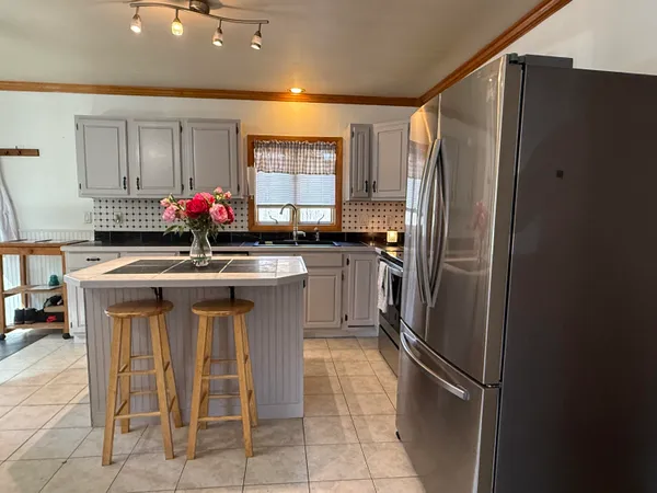 $349,000 | 56 Booker Street, Thomaston, ME 04861