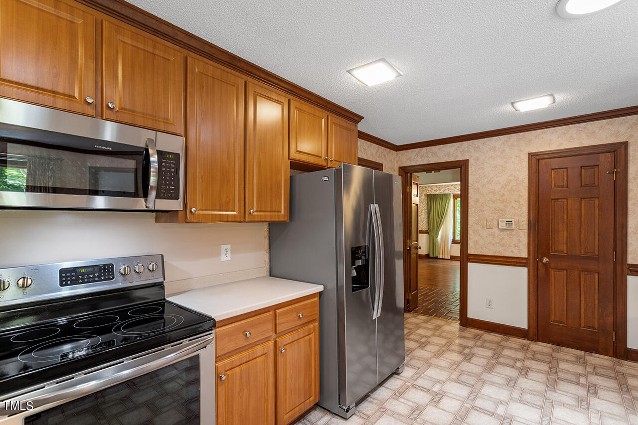 8845 Woodyhill Road Raleigh, NC 27613 - Photo 14 of 34 8845 Woodyhill Road_21
