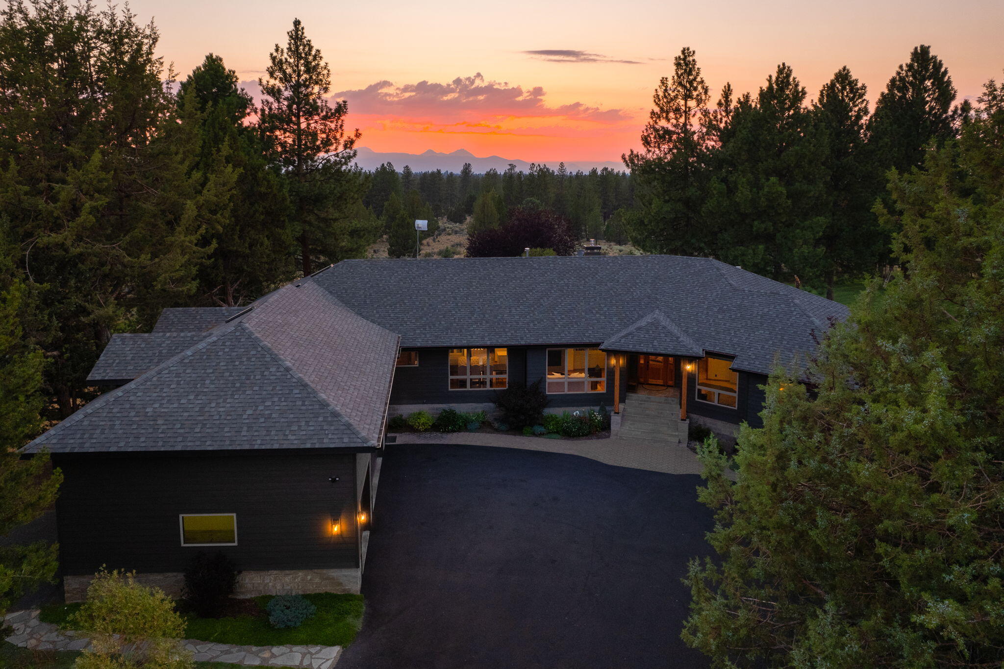 21680 Butte Ranch Road Bend, OR 97702 - Photo 2 of 65 WELCOME HOME